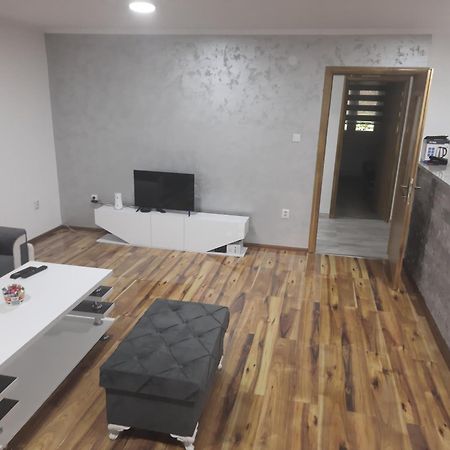Apartman Micevic Foca Exteriér fotografie